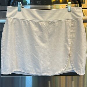 NWOT Callaway White Performance‎ Skorts with Wide Waistband